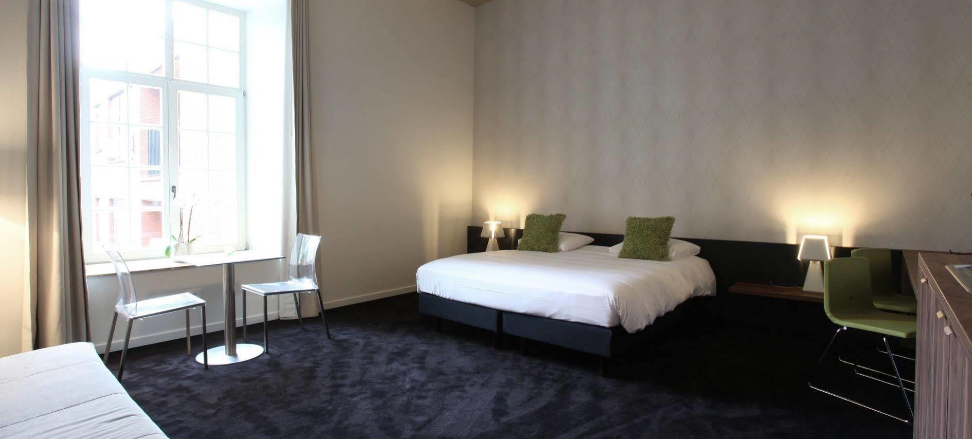 Hotel The Lodge Вилворде Экстерьер фото